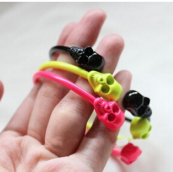 Boutique Jewelry - Neon Skull Bangle Bracelets 🌟 Set of 2 🌟